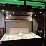 Naia Airport Fasanvej Studio Condo Netflixtv 4Pax